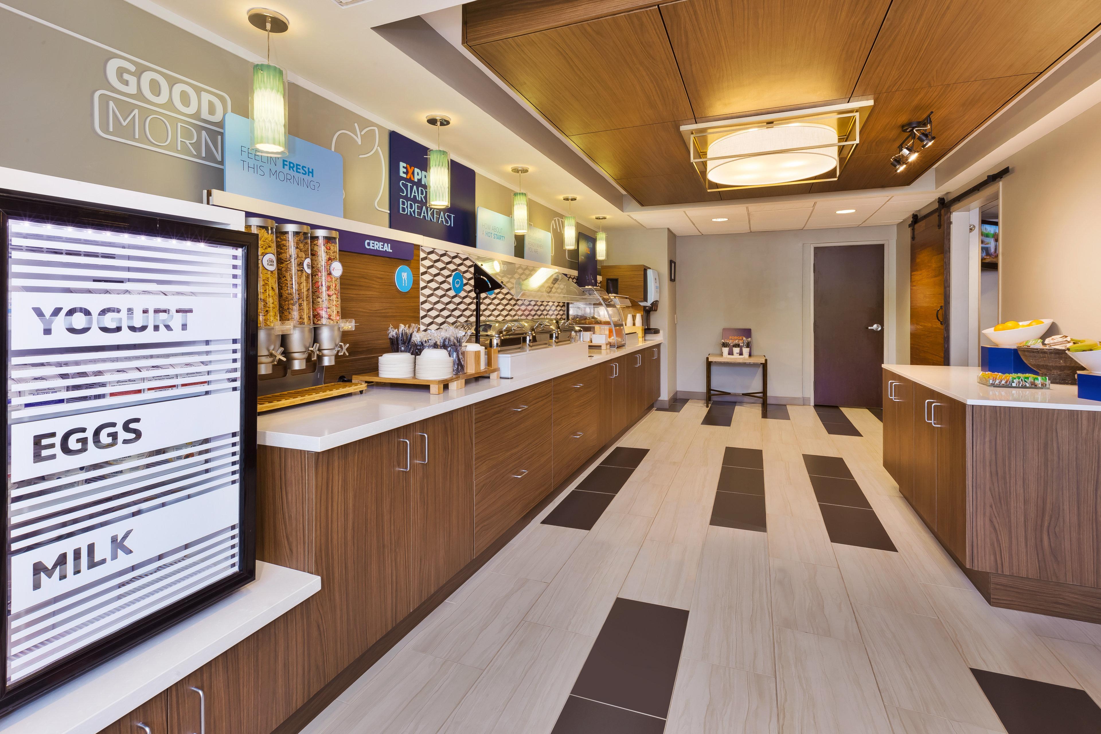Holiday Inn Express - Waldorf By Ihg Exterior foto