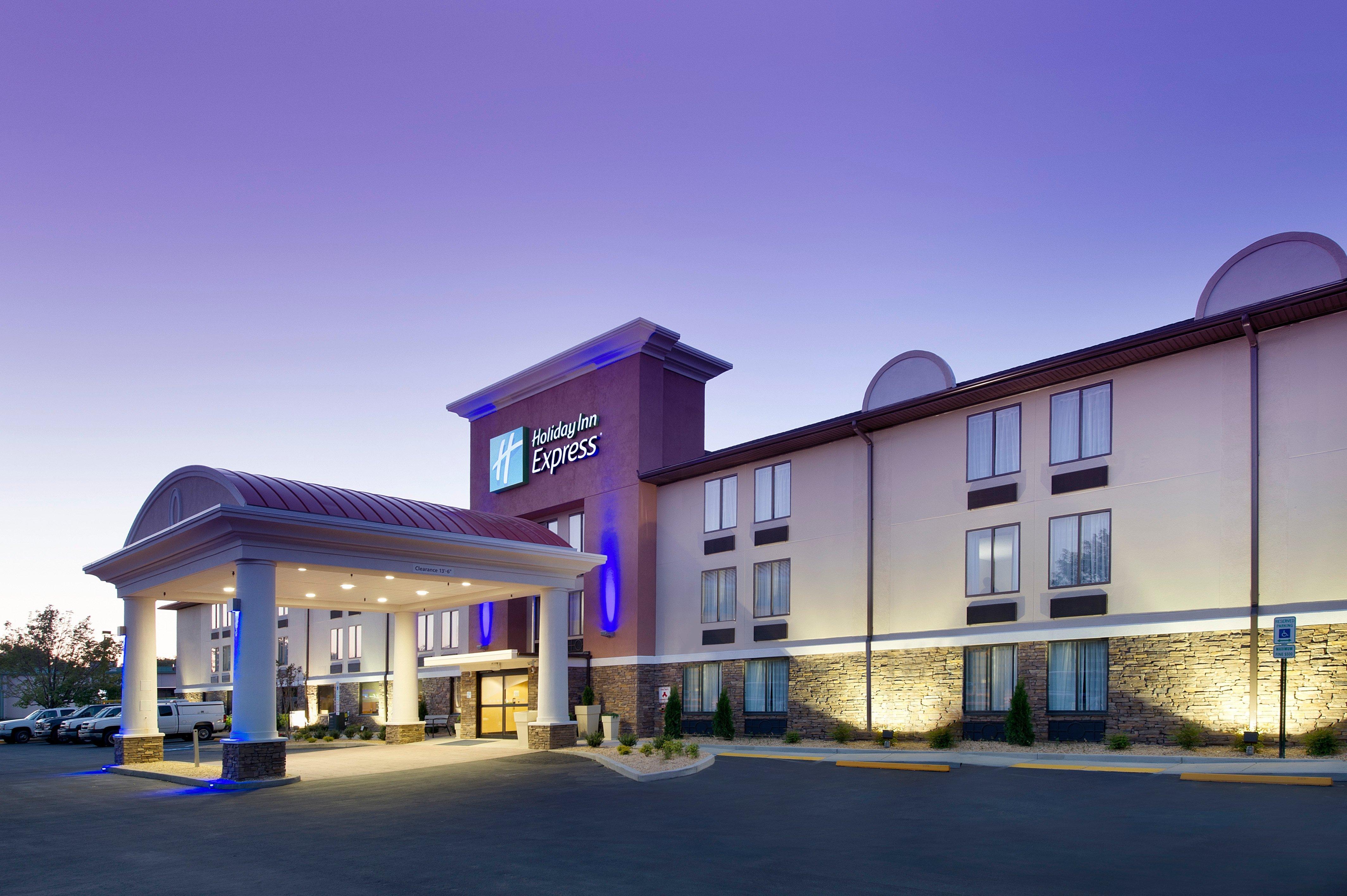 Holiday Inn Express - Waldorf By Ihg Exterior foto